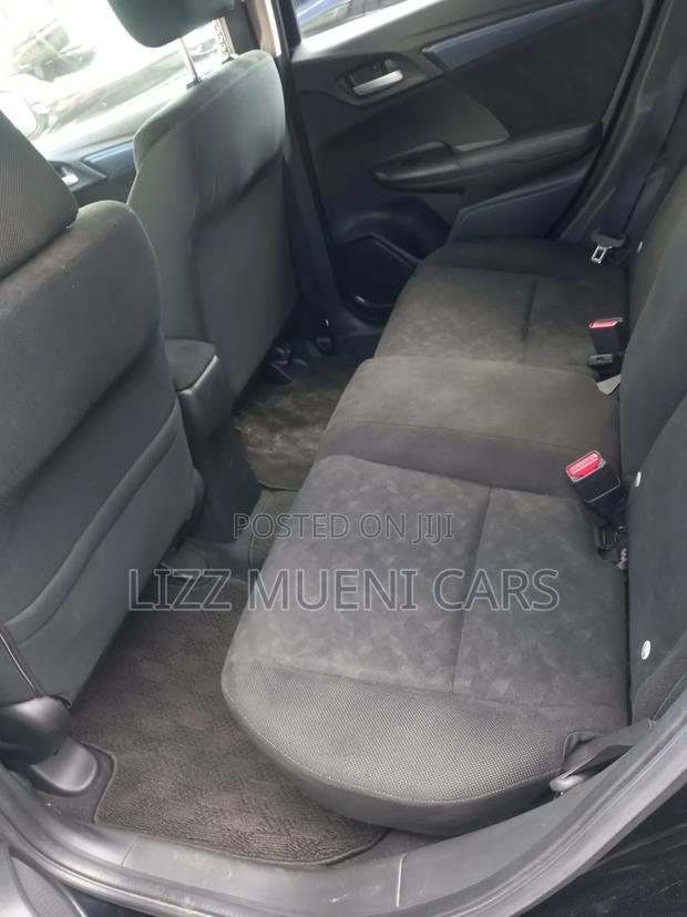 Honda Shuttle 1.5 G 2WD 2018 Black