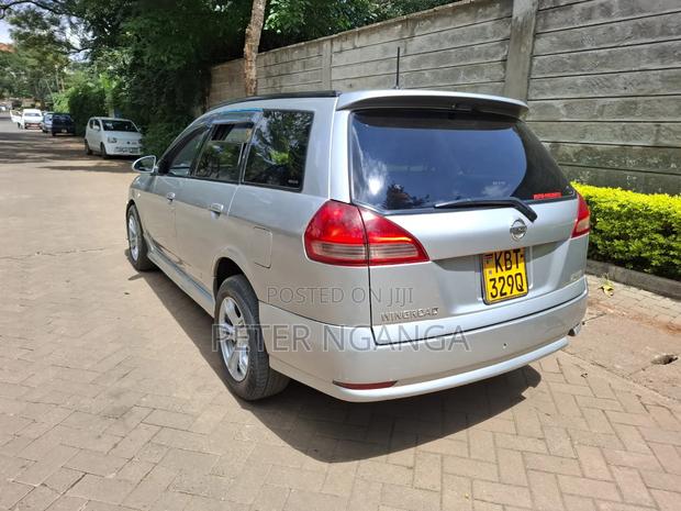 Nissan Wingroad 2005 Silver