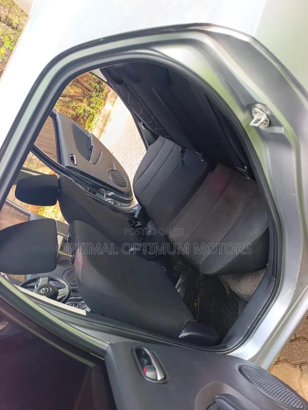 Mazda Demio 2012 Silver