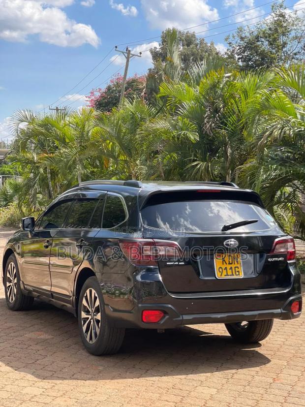 Subaru Outback 2016 Black