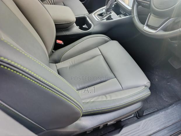 Subaru Outback Premium 2022 Black