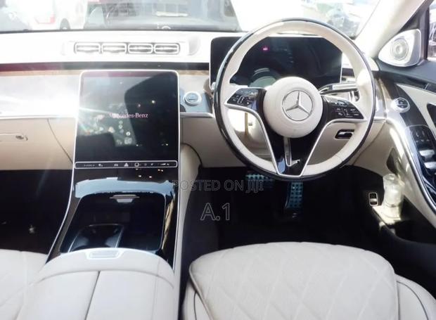 Mercedes-Benz S-Class S 500 4MATIC 2022 Black