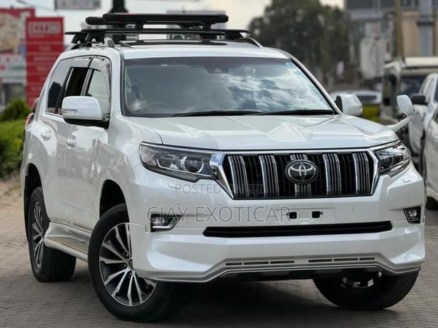 Toyota Land Cruiser Prado 2.8 2020 White