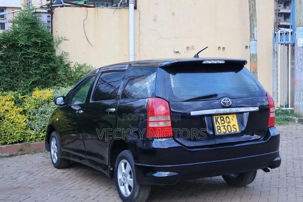 Toyota Wish 2004 Black