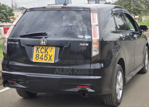 Honda Stream 2010 Black