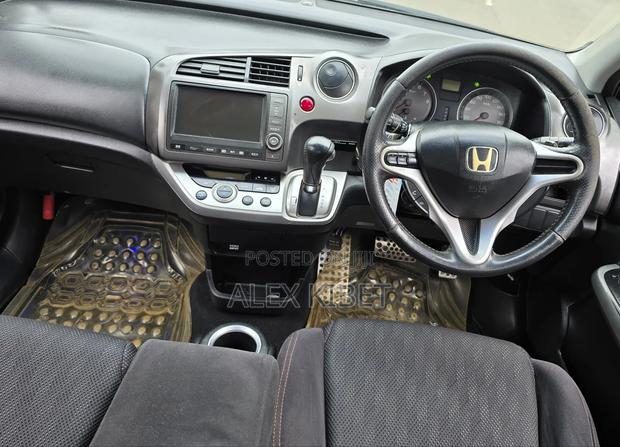 Honda Stream 2010 Black