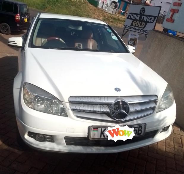 Mercedes-Benz C200 2010 White