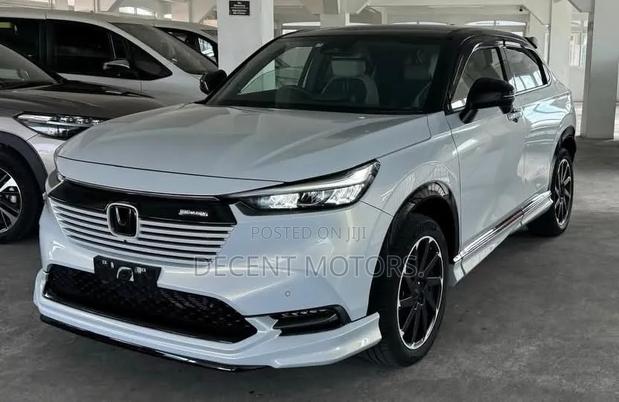 Honda Vezel 1.5 Hybrid 2WD 2020 White
