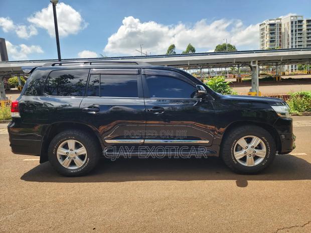 Toyota Land Cruiser 4.6 V8 ZX 2012 Black