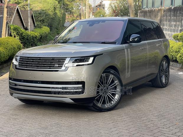 Land Rover Range Rover Vogue 2022 Gold