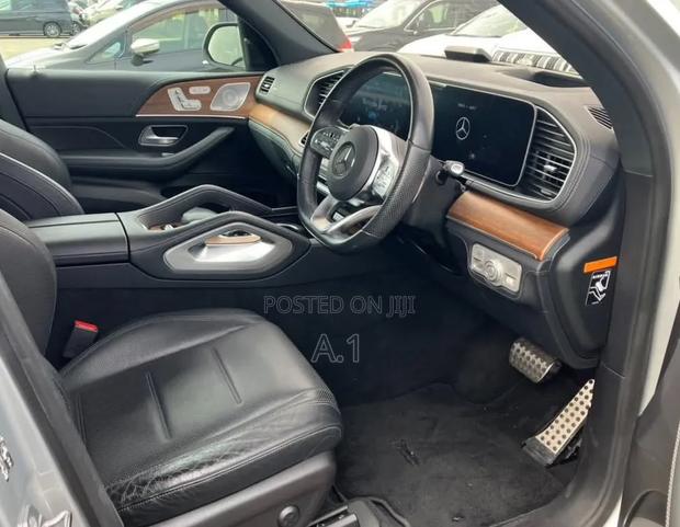 Mercedes-Benz GLE-Class GLE 450 4MATIC 2019 Silver
