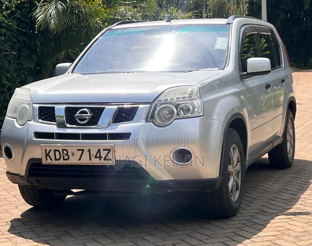 Nissan X-Trail 2.0 Petrol AWD 2014 Silver