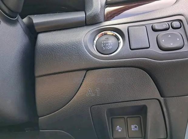 Toyota Premio 1.5 FWD 2019 Blue