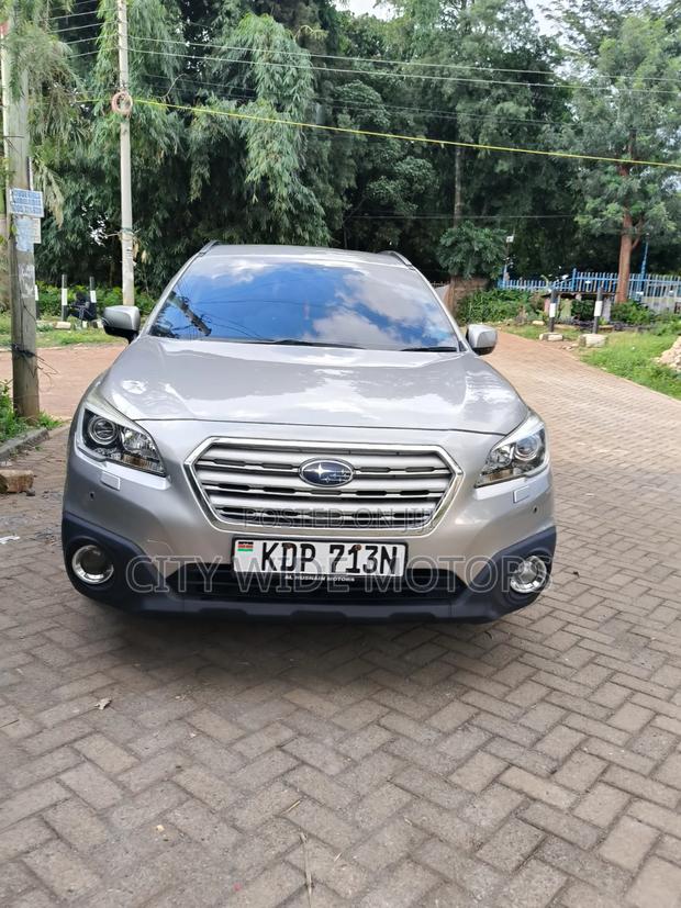Subaru Outback 2.5i Premium AWD 2016 Gold