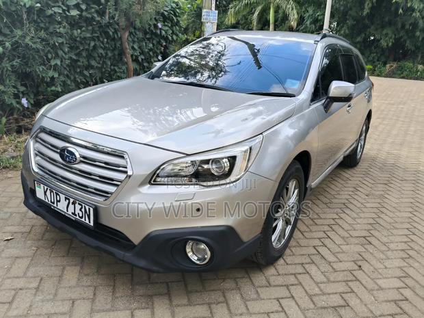 Subaru Outback 2.5i Premium AWD 2016 Gold