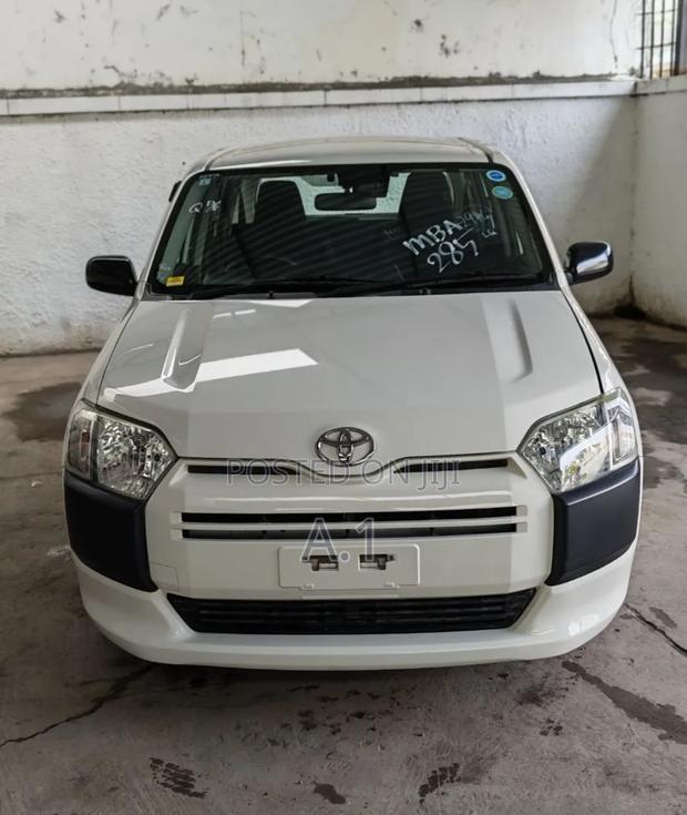 Toyota Probox 1.3 DX 2WD 2019 Off white