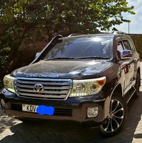 Toyota Land Cruiser 4.5 V8 GX-R 2014