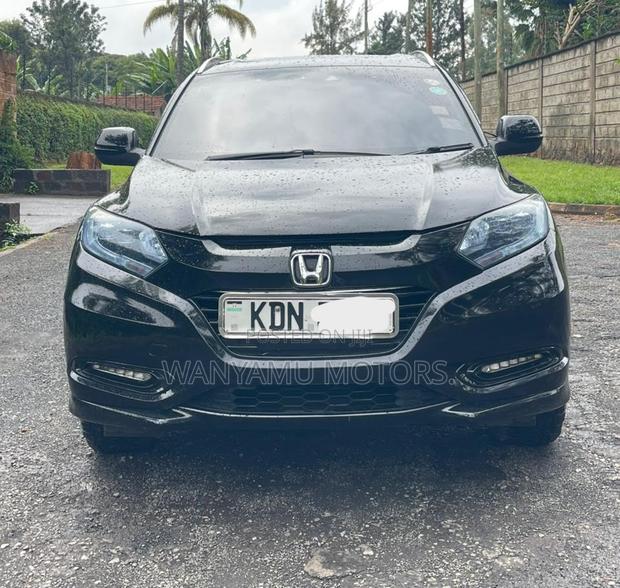 Honda Vezel 2016