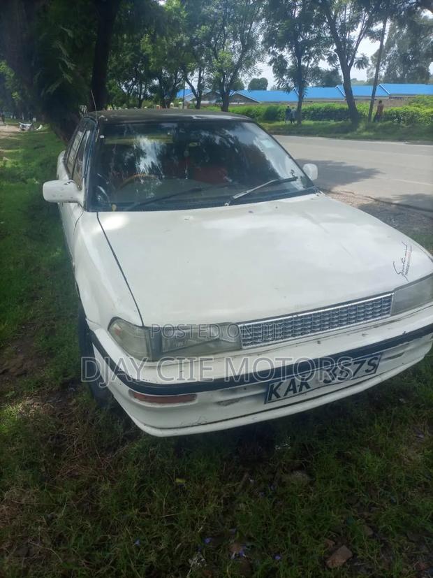 Toyota Corona 2001 White
