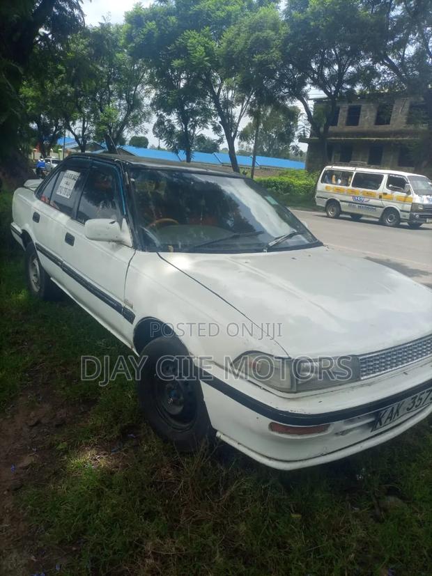 Toyota Corona 2001 White