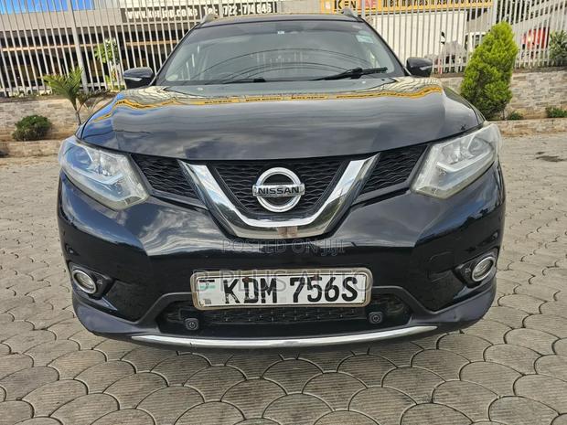 Nissan X-Trail 2.0 Petrol FWD 2017 Black