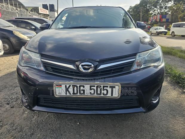 Toyota Corolla Fielder 2015 Gray