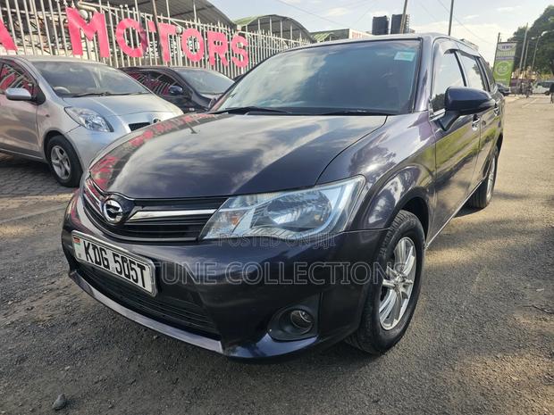 Toyota Corolla Fielder 2015 Gray