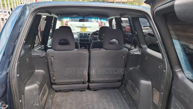 Toyota RAV4 Automatic 2000 Blue