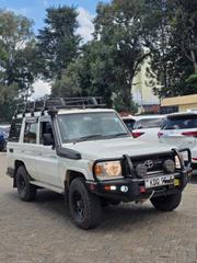Toyota Land Cruiser 2016 White for sale