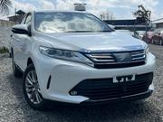 Toyota Harrier 2019 White for sale