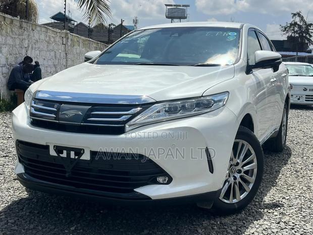 Toyota Harrier 2019 White