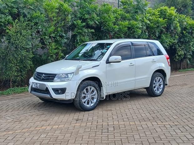 Suzuki Escudo 2015 White