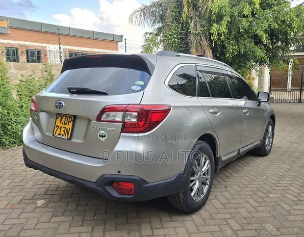 Subaru Outback 2.5i Limited AWD 2016 Gray