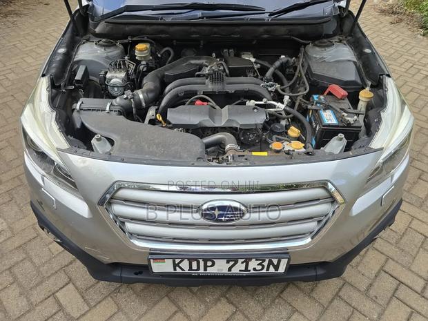 Subaru Outback 2.5i Limited AWD 2016 Gray