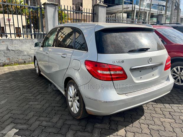 Mercedes-Benz B-Class B180 Petrol 2015 Silver