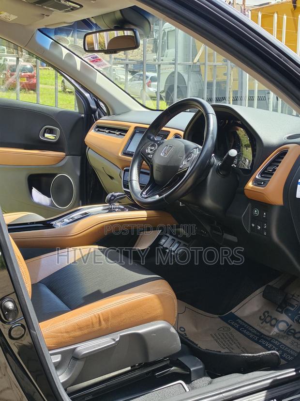 Honda Vezel 2019 Black