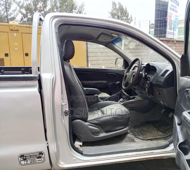 Toyota Hilux 2014 Silver