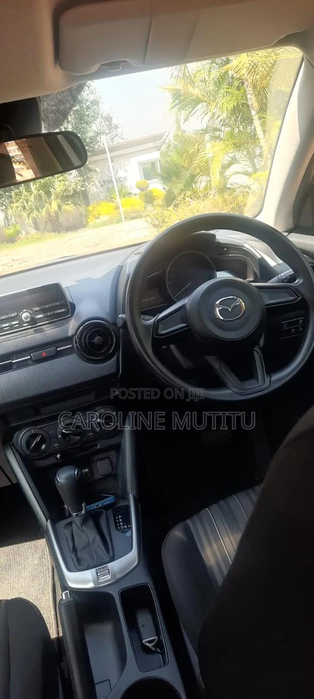 Mazda Demio 2017 Silver
