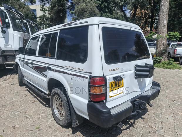 Mitsubishi Pajero Junior 1998 White
