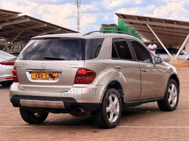 Mercedes-Benz M Class 2006 Beige