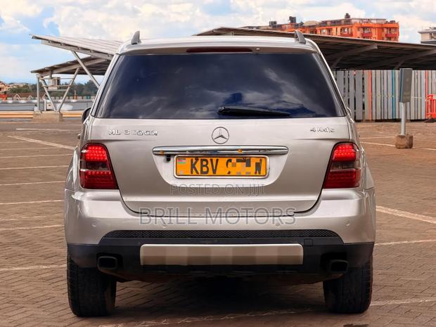 Mercedes-Benz M Class 2006 Beige