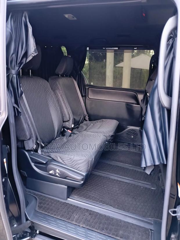 Toyota Noah 2.0 AWD (7 Seater) 2019 Black