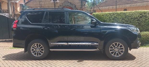 Toyota Land Cruiser Prado 2.8 2019 Black