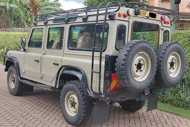 Land Rover Defender 2008 Green
