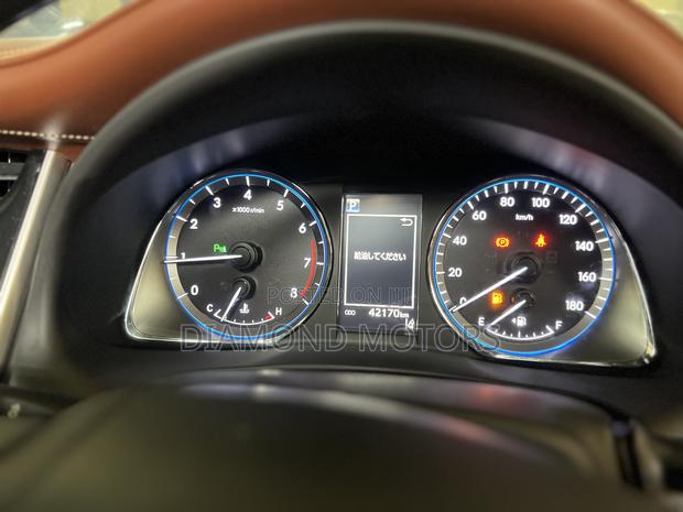 Toyota Harrier 2.0 4WD 2020 Pearl