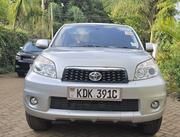 Toyota Rush 1.5 AWD 2016 Silver for sale
