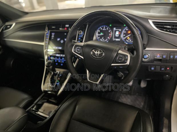 Toyota Land Cruiser Prado 2.8 2018 Pearl