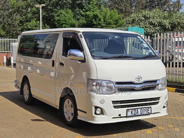 Toyota HiAce SV Premium 2013 White