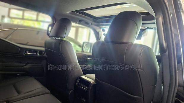 Toyota Land Cruiser Prado 2.8 2024 Black