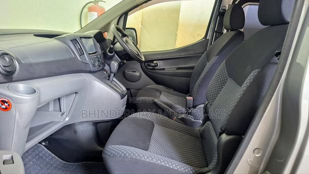 Nissan NV200 2019 Gray